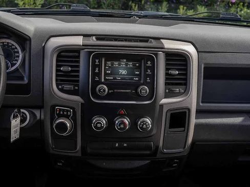Used 2017 RAM 1500 Express image 13