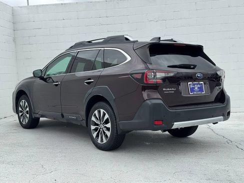 Used 2023 Subaru Outback Touring XT AWD/4WD image 12