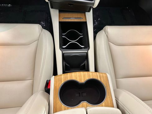 Used 2020 Tesla Model S Long Range AWD/4WD image 18