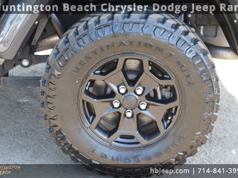 Used 2022 Jeep Gladiator Willys image 9