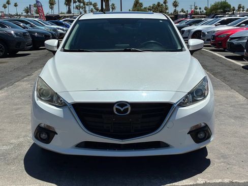 Used 2015 MAZDA MAZDA3 i Touring w/ Technology Package FWD image 13