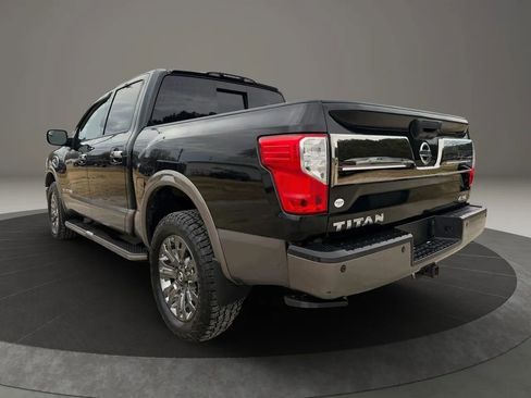Used 2017 Nissan Titan Platinum Reserve image 3