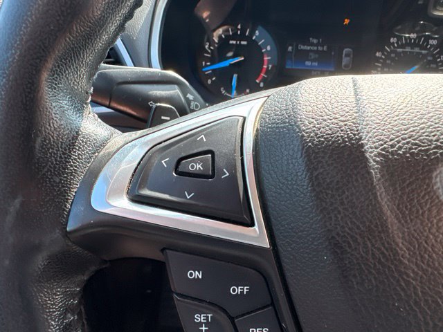 Used 2017 Ford Edge SEL AWD/4WD image 23
