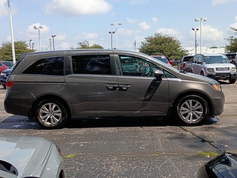 Used 2014 Honda Odyssey EX image 2