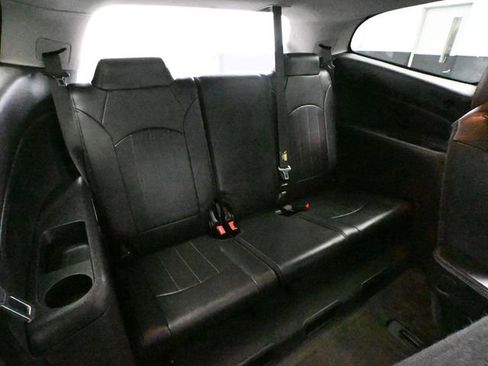 Used 2017 Chevrolet Traverse Premier image 44