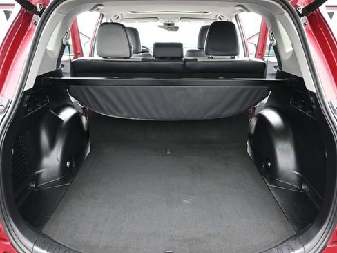 Used 2018 Toyota RAV4 Limited image 29