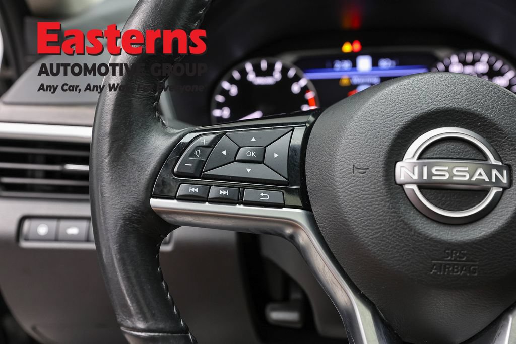 Used 2023 Nissan Altima 2.5 SV w/ SV Premium Package AWD/4WD image 17