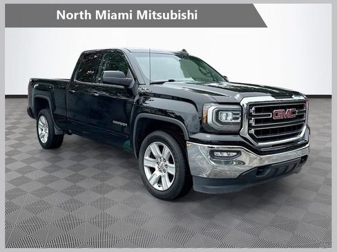Used 2018 GMC Sierra 1500 SLE w/ SLE Value Package AWD/4WD image 1
