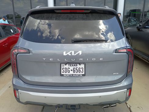 Certified 2023 Kia Telluride SX Prestige AWD/4WD image 4