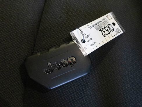 Used 2021 Jeep Wrangler Unlimited Sport image 45