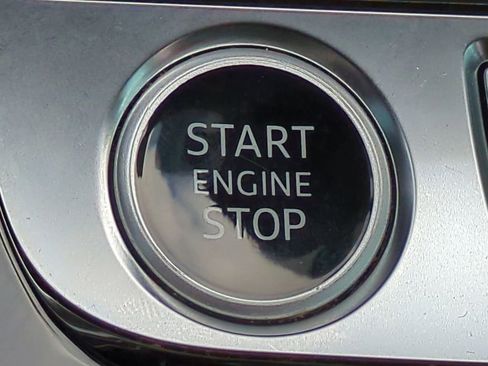 Used 2021 Audi Q8 Prestige image 30