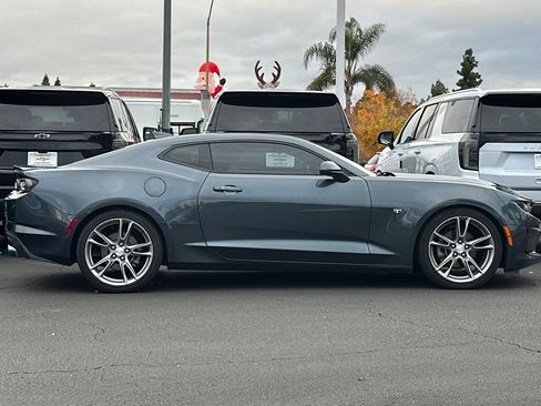 Used 2019 Chevrolet Camaro LT w/ RS Package image 4