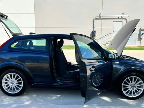 Used 2011 Volvo C30 T5 w/ Preferred Pkg FWD image 14