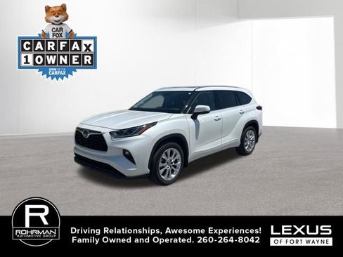 Used 2022 Toyota Highlander Limited AWD/4WD image 1