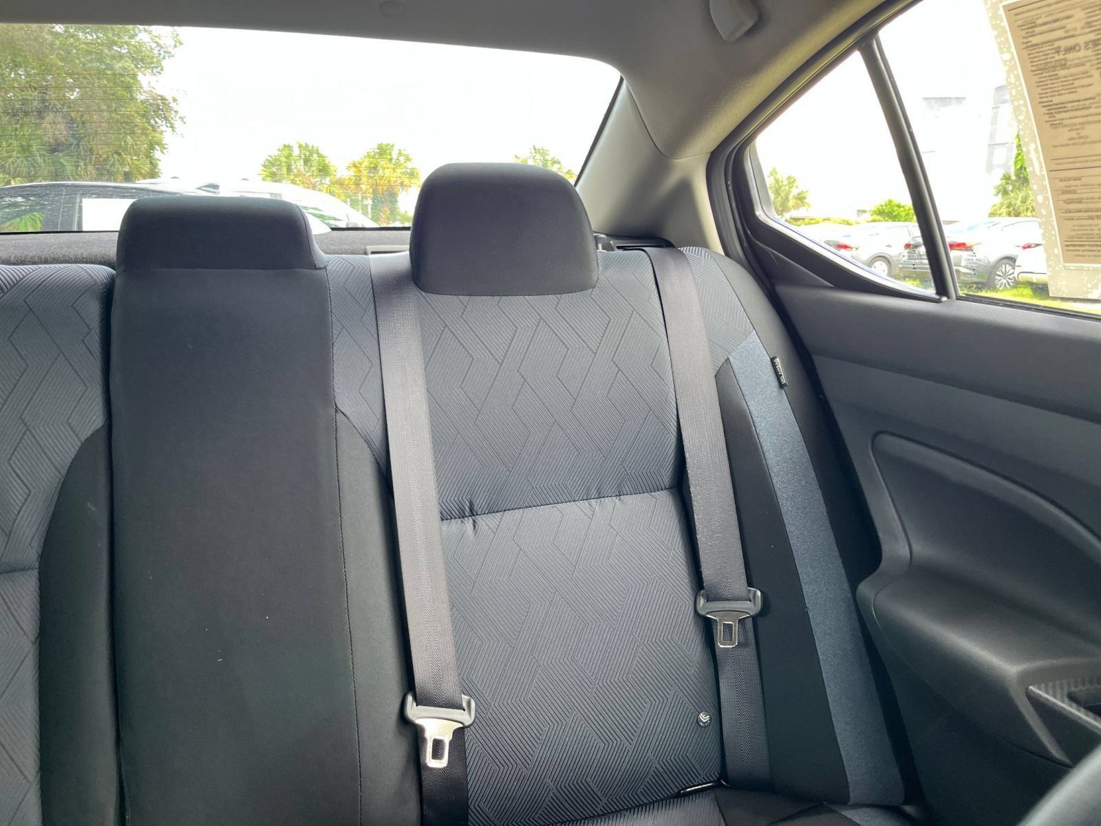 Used 2025 Nissan Versa SV FWD image 34