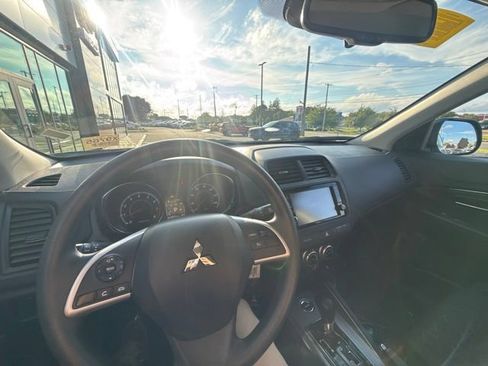 Used 2024 Mitsubishi Outlander Sport AWD image 23
