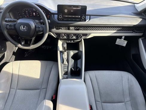 Certified 2025 Honda Accord LX image 13