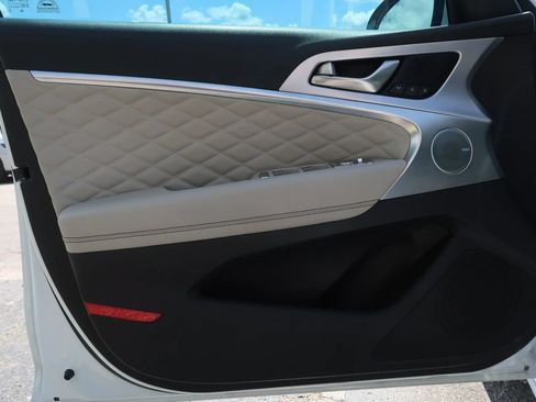 Used 2019 Genesis G70 3.3T Advanced w/ Prestige Package RWD image 46