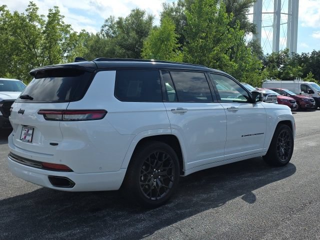 Used 2025 Jeep Grand Cherokee L Summit AWD/4WD image 9