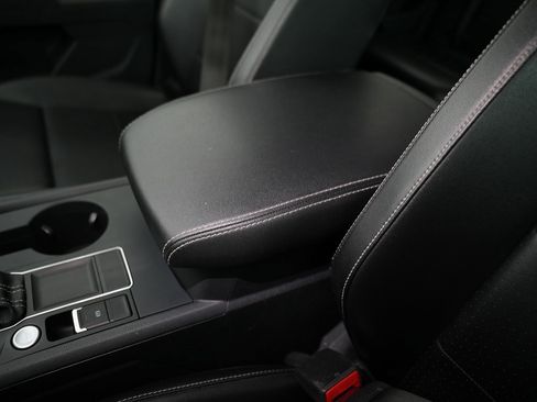 Used 2022 Volkswagen Atlas SE image 32