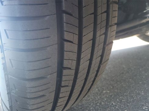 Used 2018 Nissan Rogue Sport S w/ S Appearance Package image 30