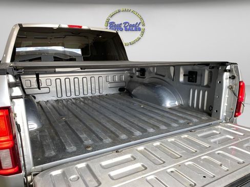 Used 2018 Ford F150 Lariat w/ Equipment Group 502A Luxury AWD/4WD image 20
