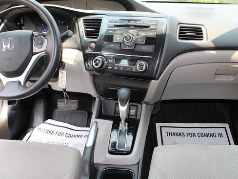 Used 2013 Honda Civic Hybrid Sedan image 40