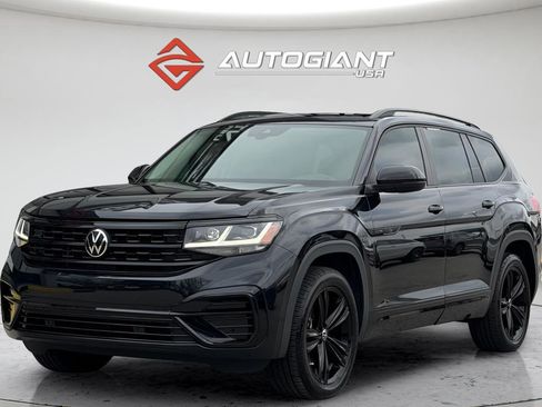 Used 2023 Volkswagen Atlas SEL R-Line AWD/4WD image 5