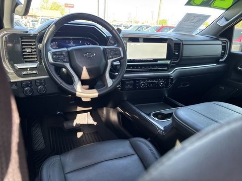 Used 2024 Chevrolet Silverado 2500 LTZ w/ LTZ Plus Package AWD/4WD image 19