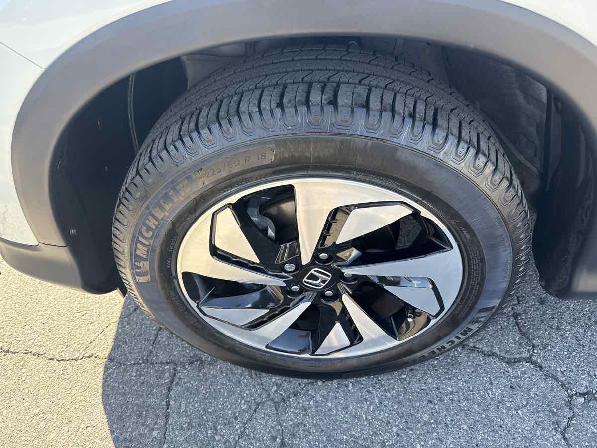 Used 2016 Honda CR-V Touring image 9