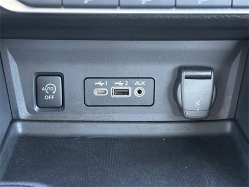 Certified 2025 Nissan Sentra SV image 8