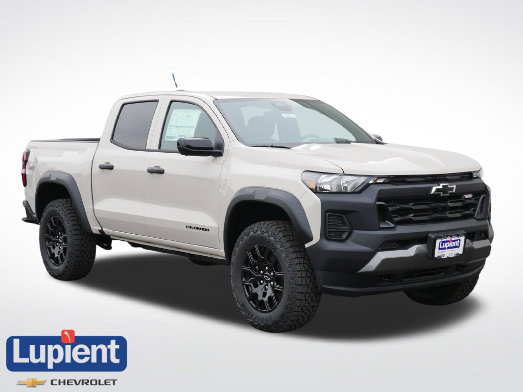 New 2026 Chevrolet Colorado Trail Boss AWD/4WD 360° Tour