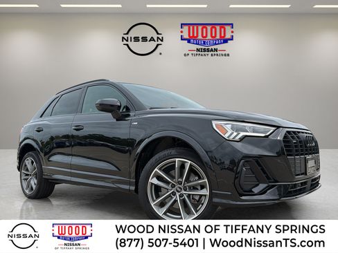 Used 2023 Audi Q3 2.0T Premium w/ Black Optic Sport Package AWD/4WD image 1