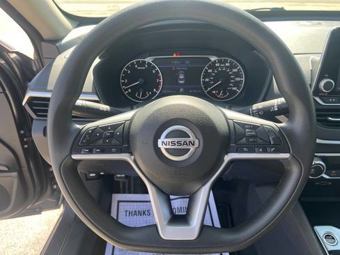 Used 2021 Nissan Altima 2.5 SV image 16