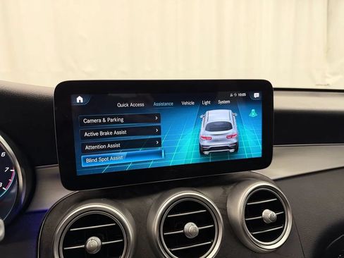 Used 2021 Mercedes-Benz GLC 300 4MATIC Coupe image 21