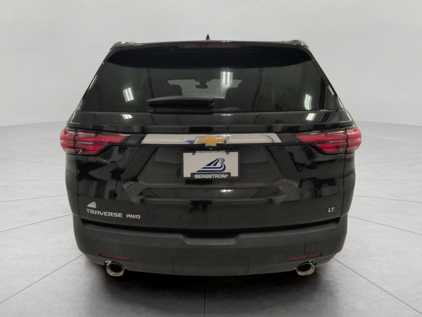 Used 2023 Chevrolet Traverse LT w/ LPO, Floor Liner Package AWD/4WD image 25