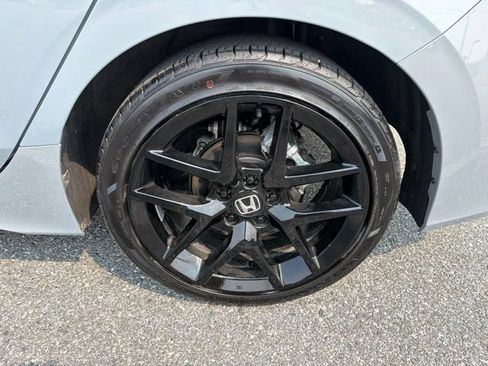 Certified 2025 Honda Civic Sport image 22