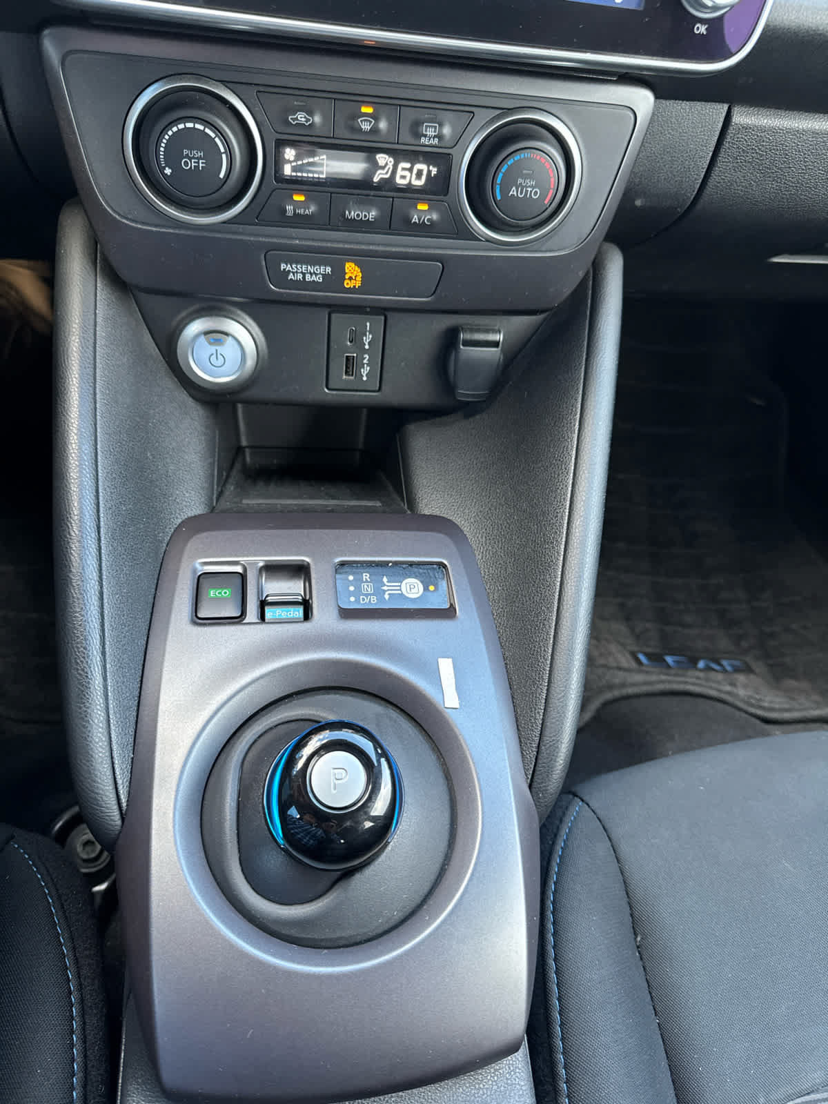 Used 2025 Nissan Leaf S FWD image 23