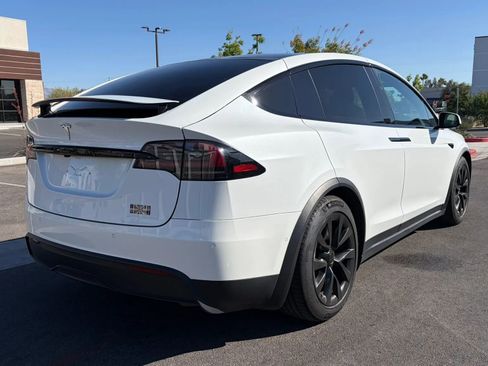 Used 2022 Tesla Model X Plaid AWD/4WD image 5