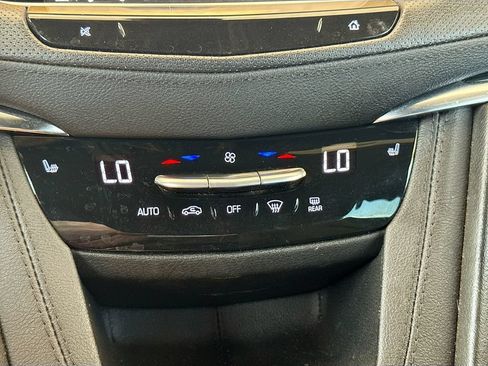 Used 2023 Cadillac XT5 Premium Luxury FWD image 20