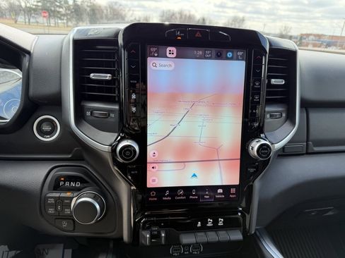 Used 2025 RAM 1500 Big Horn image 24