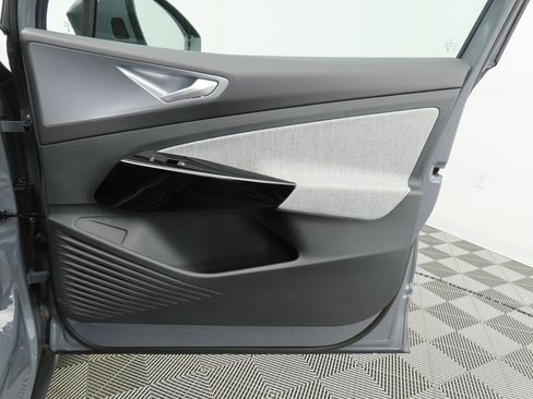 New 2026 Volkswagen ID.4 Pro image 26