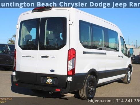 Used 2023 Ford Transit 350 XLT image 6