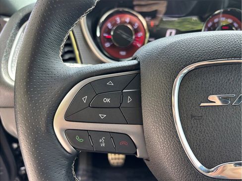 Used 2015 Dodge Challenger SRT Hellcat RWD image 27