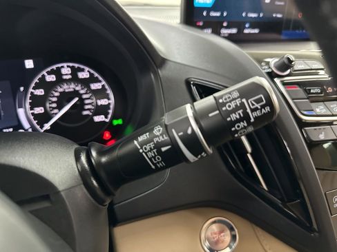 Used 2023 Acura RDX w/ Technology Package image 37
