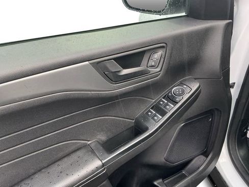 Used 2023 Ford Escape Active image 11