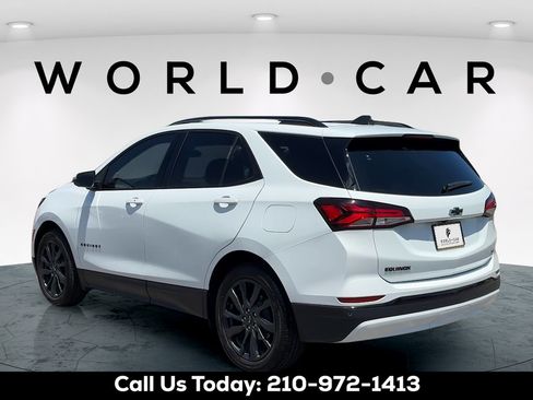 Used 2024 Chevrolet Equinox RS w/ RS Leather Package FWD image 5