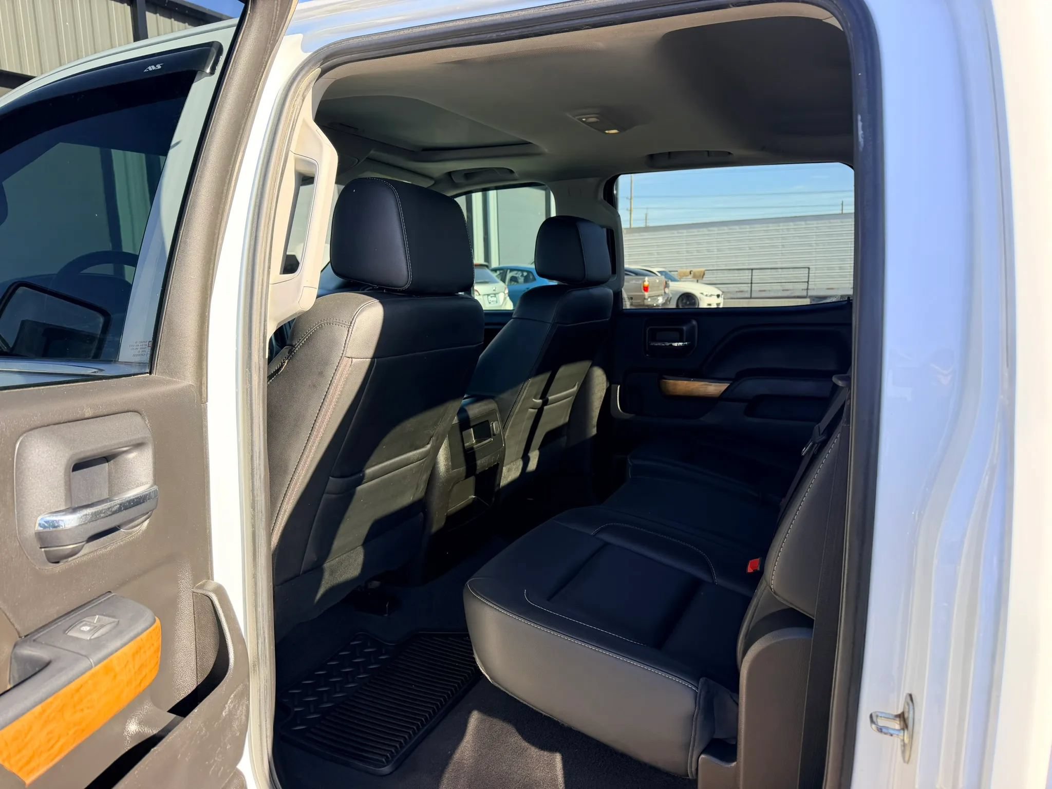 Used 2019 Chevrolet Silverado 3500 LTZ w/ Duramax Plus Package AWD/4WD image 15