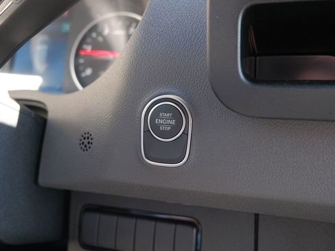 Used 2025 Mercedes-Benz Sprinter 2500 image 14