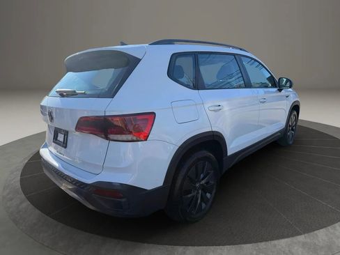 Used 2022 Volkswagen Taos S AWD/4WD image 5